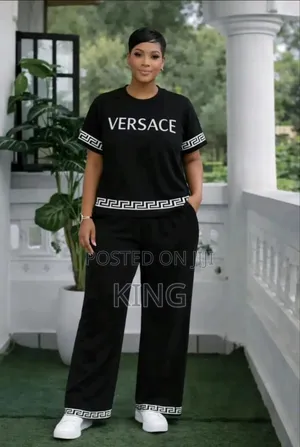 La Brand Christian Dior to Piece