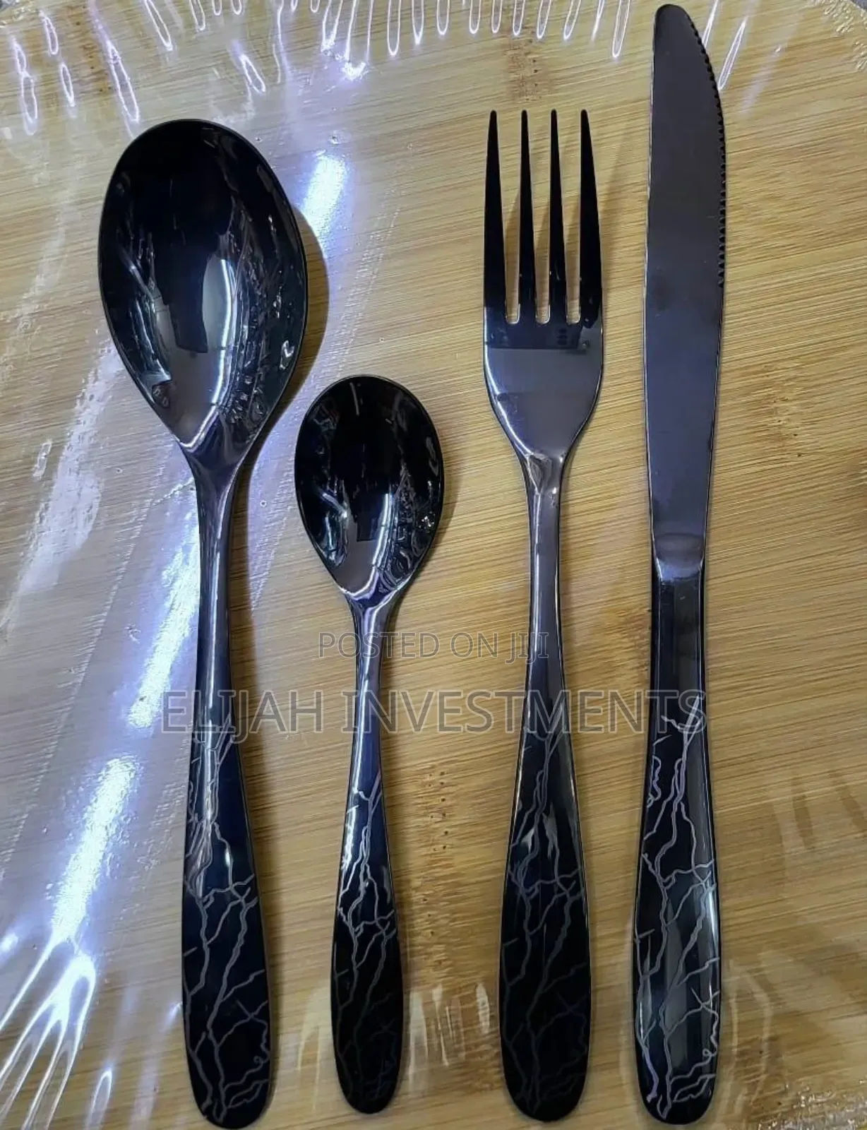 24pcs Black Stainless Steel Cutlery Set