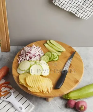 Round, Elevated Bamboo Cutting and Serving Board.