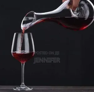 Hand-Blown, Lead-Free Crystal Glass Wine Decanter