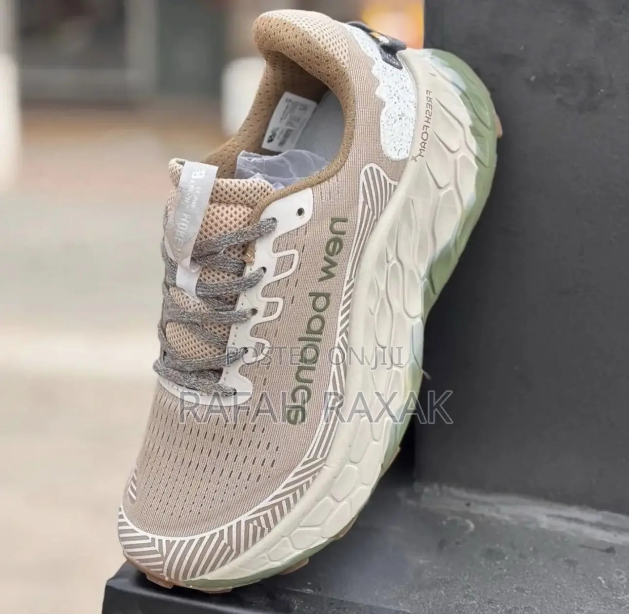 New Balance Fresh Foam X More Trail V3 Beige Running Sneakers