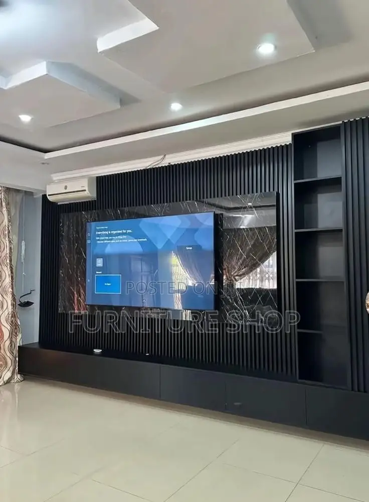 Mordan Wall Unit