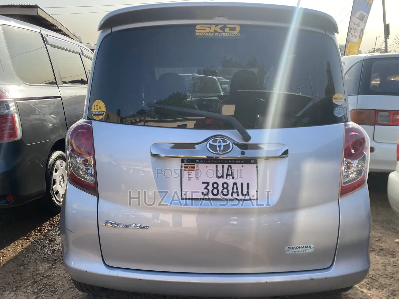 Toyota Ractis 2009 Silver