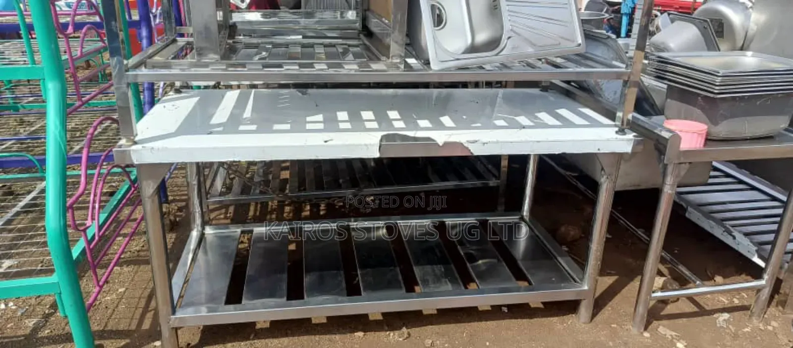 Stainless Steel Tables For Restaurants And Cafe