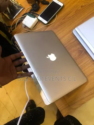 Laptop Apple MacBook Pro 4GB Intel Core 2 Duo SSD 320GB