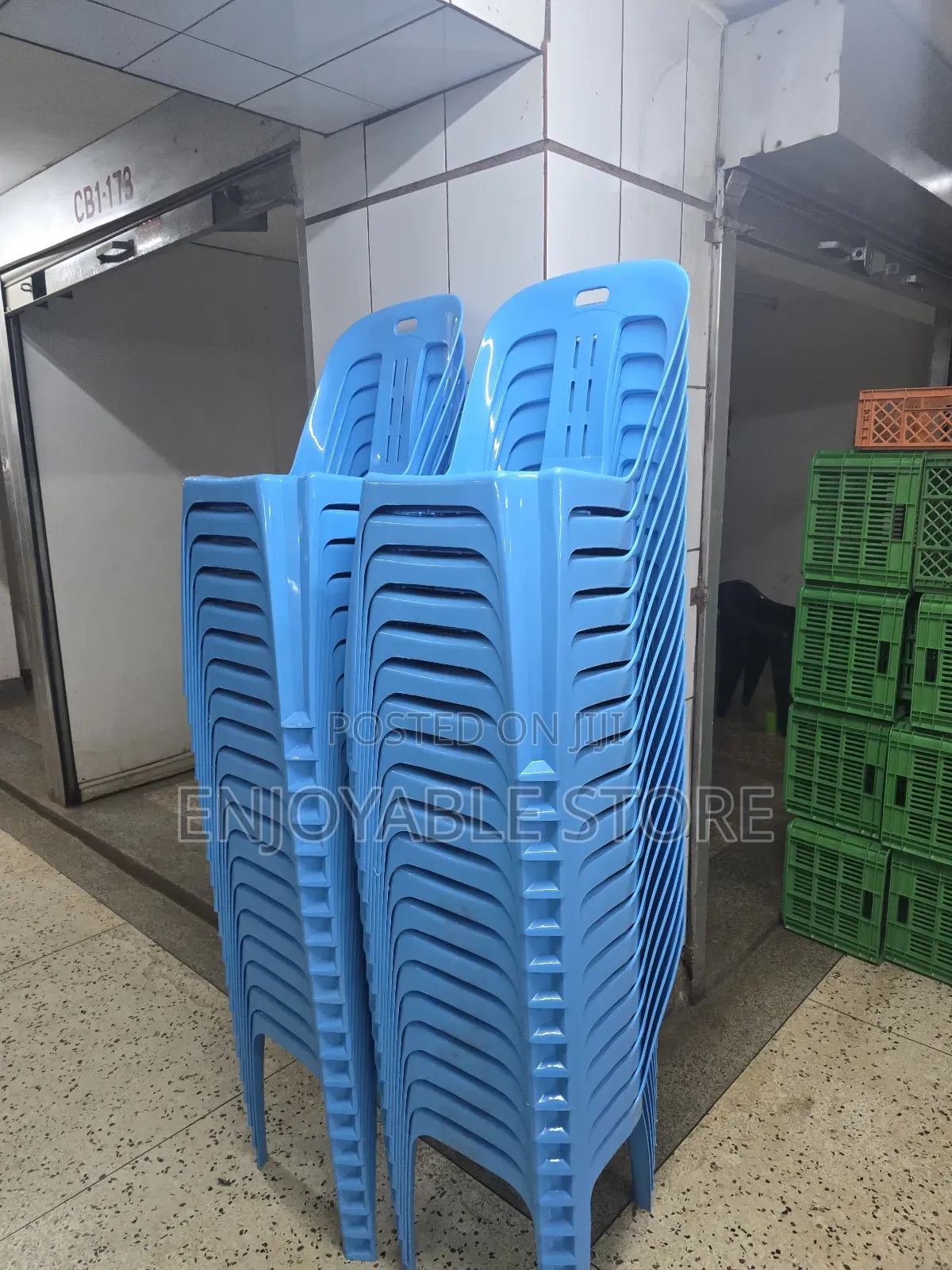 Stackable Pearl Plastic Chairs Plastic Chairs