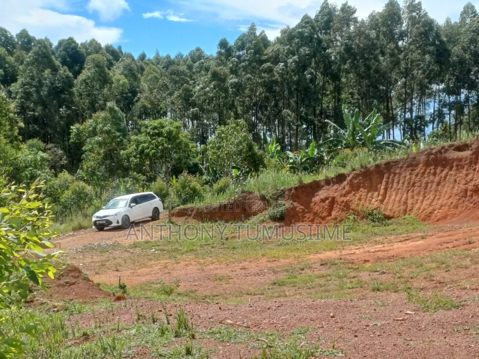 2 Acres in Ziba Mabamba on Nakawuka Kasanje Road Near Updf Marines