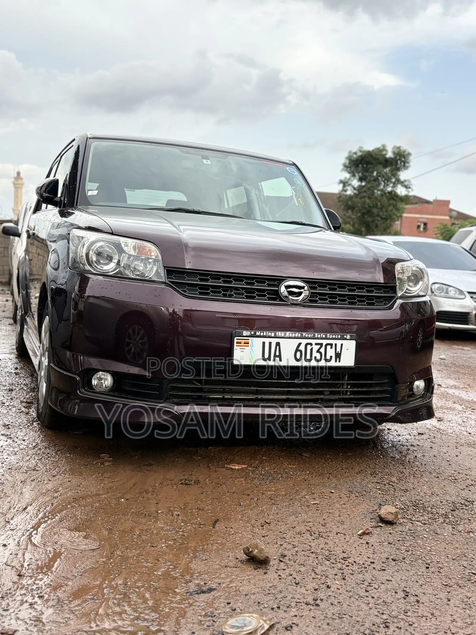 Toyota Corolla Rumion Hatchback 1.5 FWD 2012