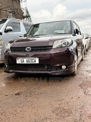 Toyota Corolla Rumion Hatchback 1.5 FWD 2012