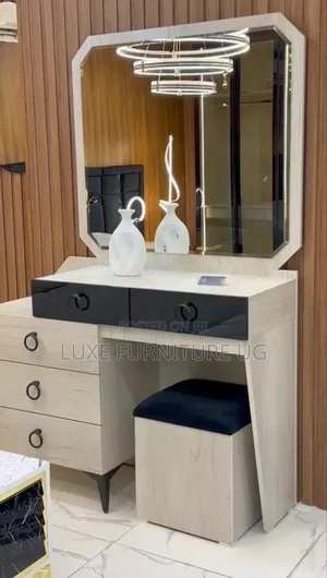 Classy Dressing Mirror