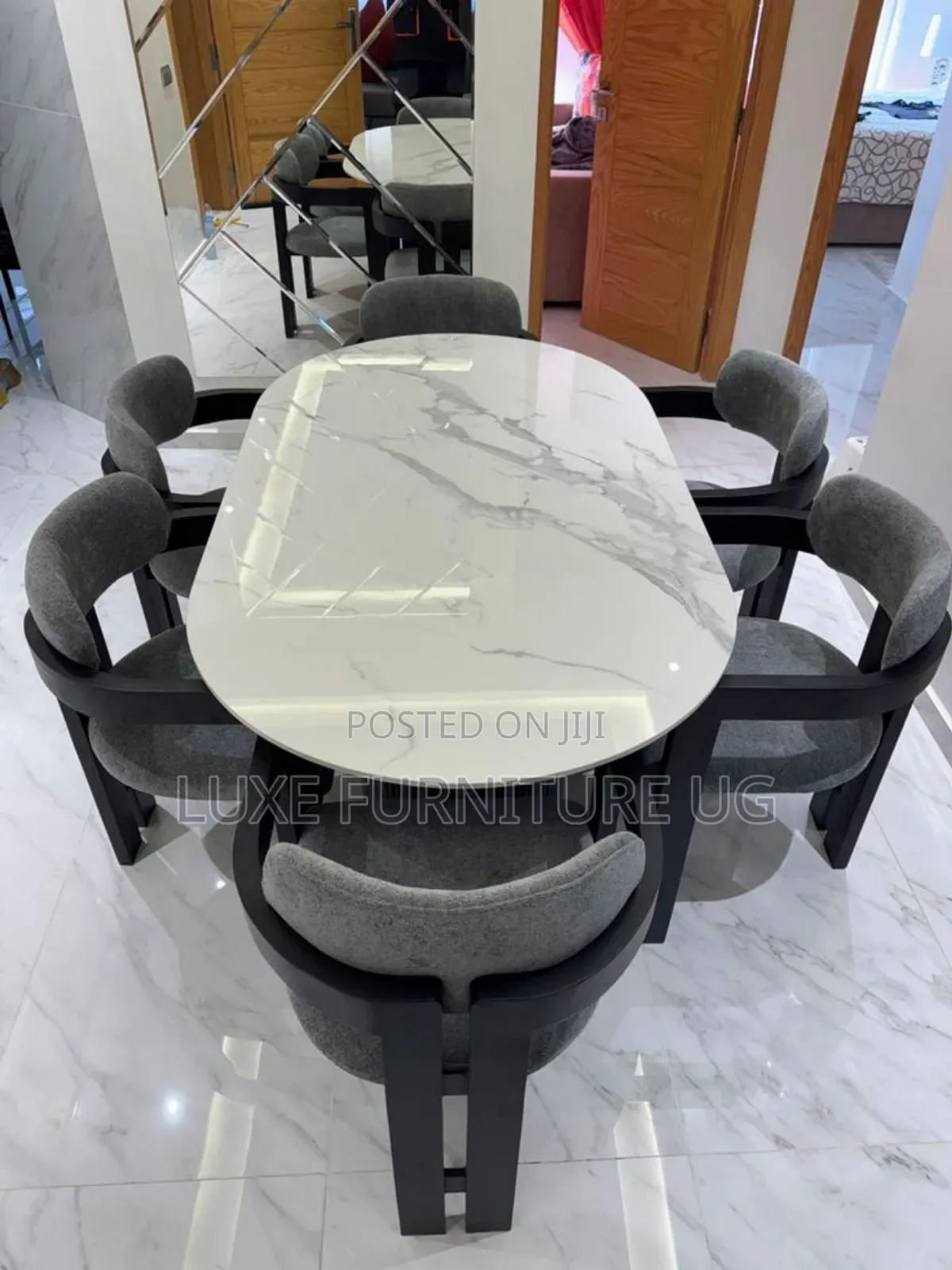 Oval-Shaped Dinning Table