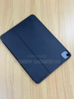 Apple iPad Air (2022) 64 GB Gray