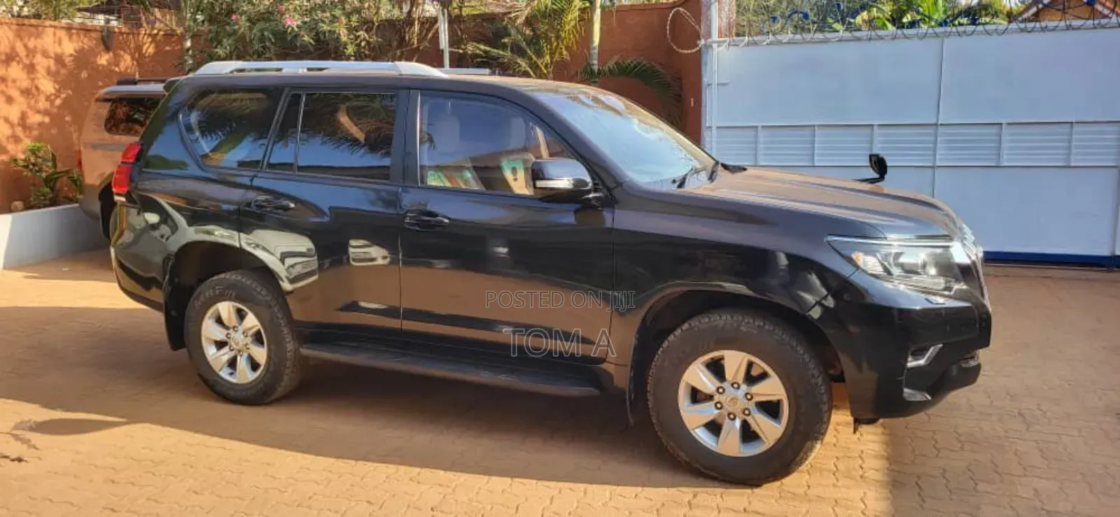 Toyota Land Cruiser Prado 2019 Black