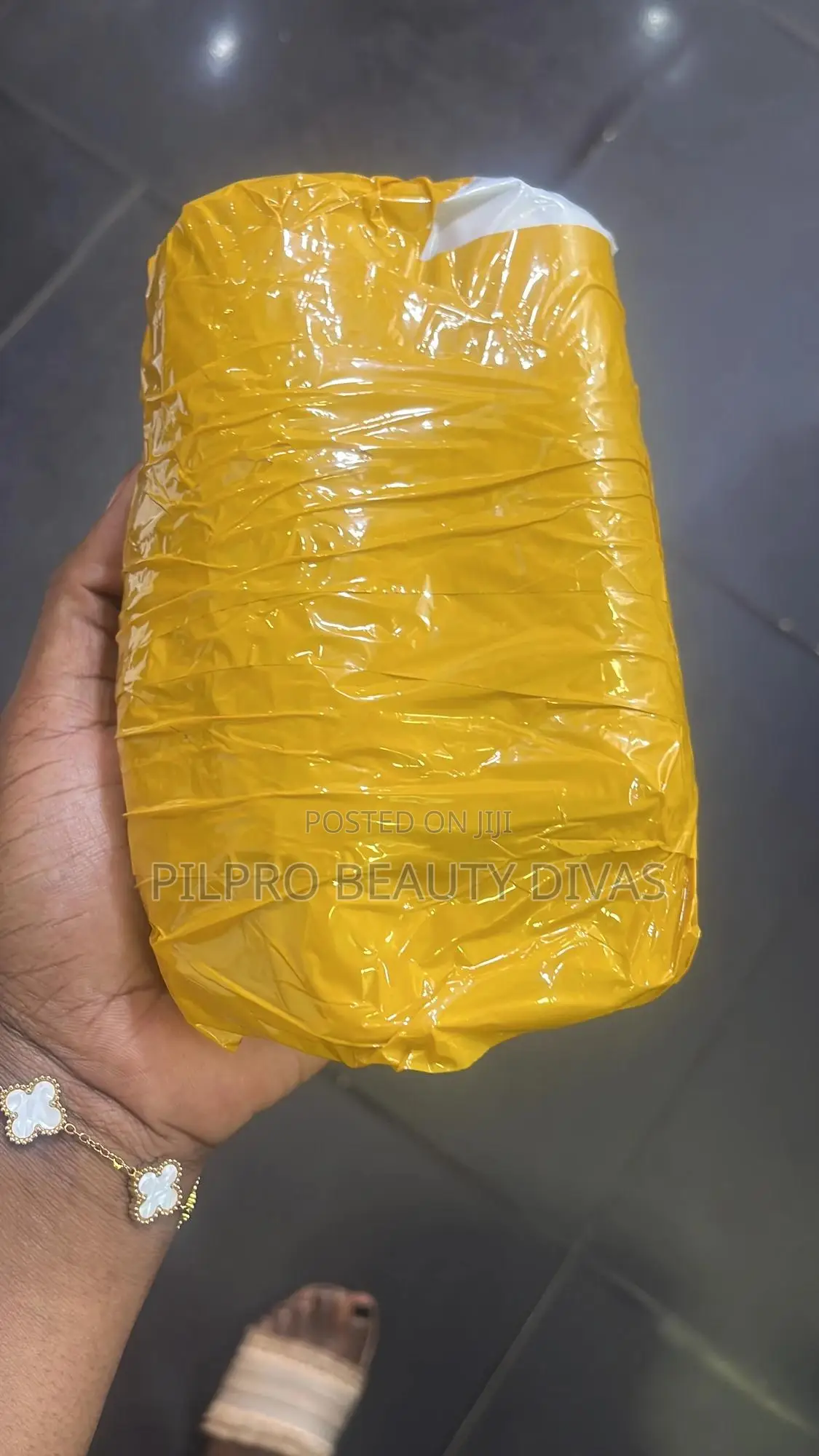 Bum, Hips And Breasts Enlargement Curving Oil