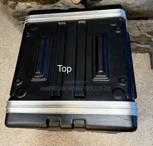 SKB 14u Rackmount Case for Amplifiers, Eqs, Crossovers and Many More.