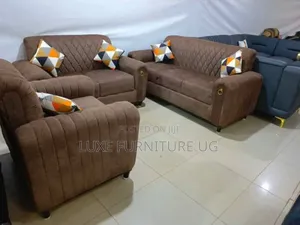 Brown Sofa Set/6seater
