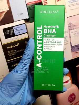 Nineless a Control Heartleaf and Bha Cleanser