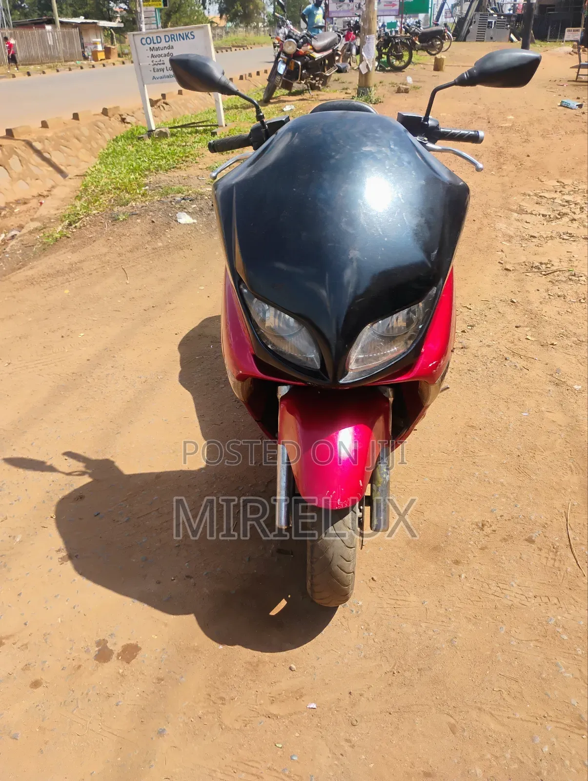 Honda Forza 2005 Red