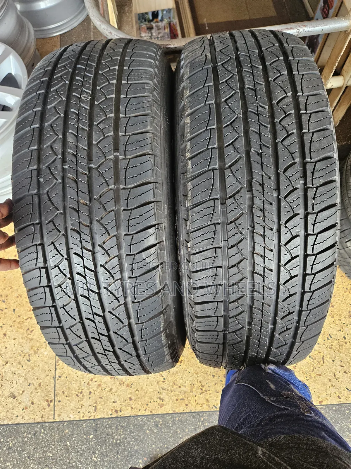 265 65 R17 Both Japan Rims N Japan Tires Type Is Michelin Just Order