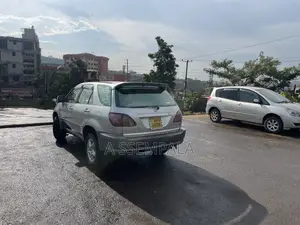 Toyota Harrier 2.2 16V 1999 Silver