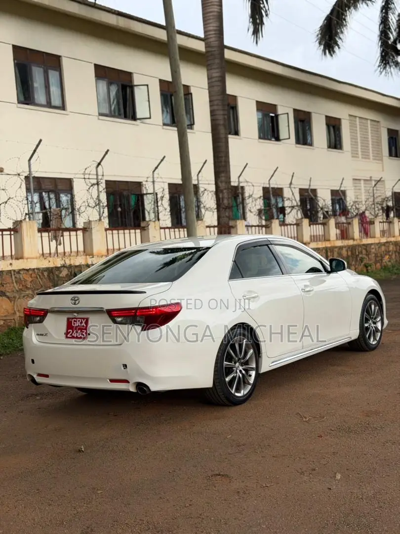 Toyota Mark X 2012 White
