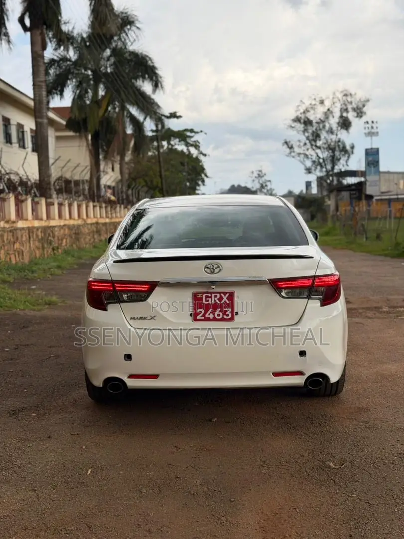 Toyota Mark X 2012 White