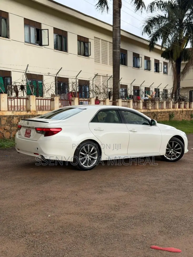Toyota Mark X 2012 White