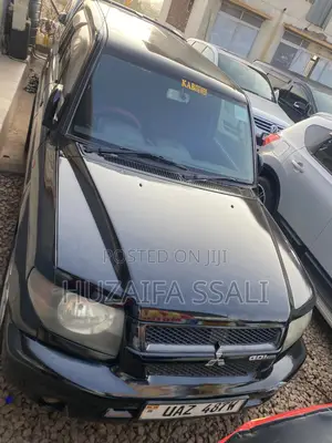 Mitsubishi Pajero 2002 Black