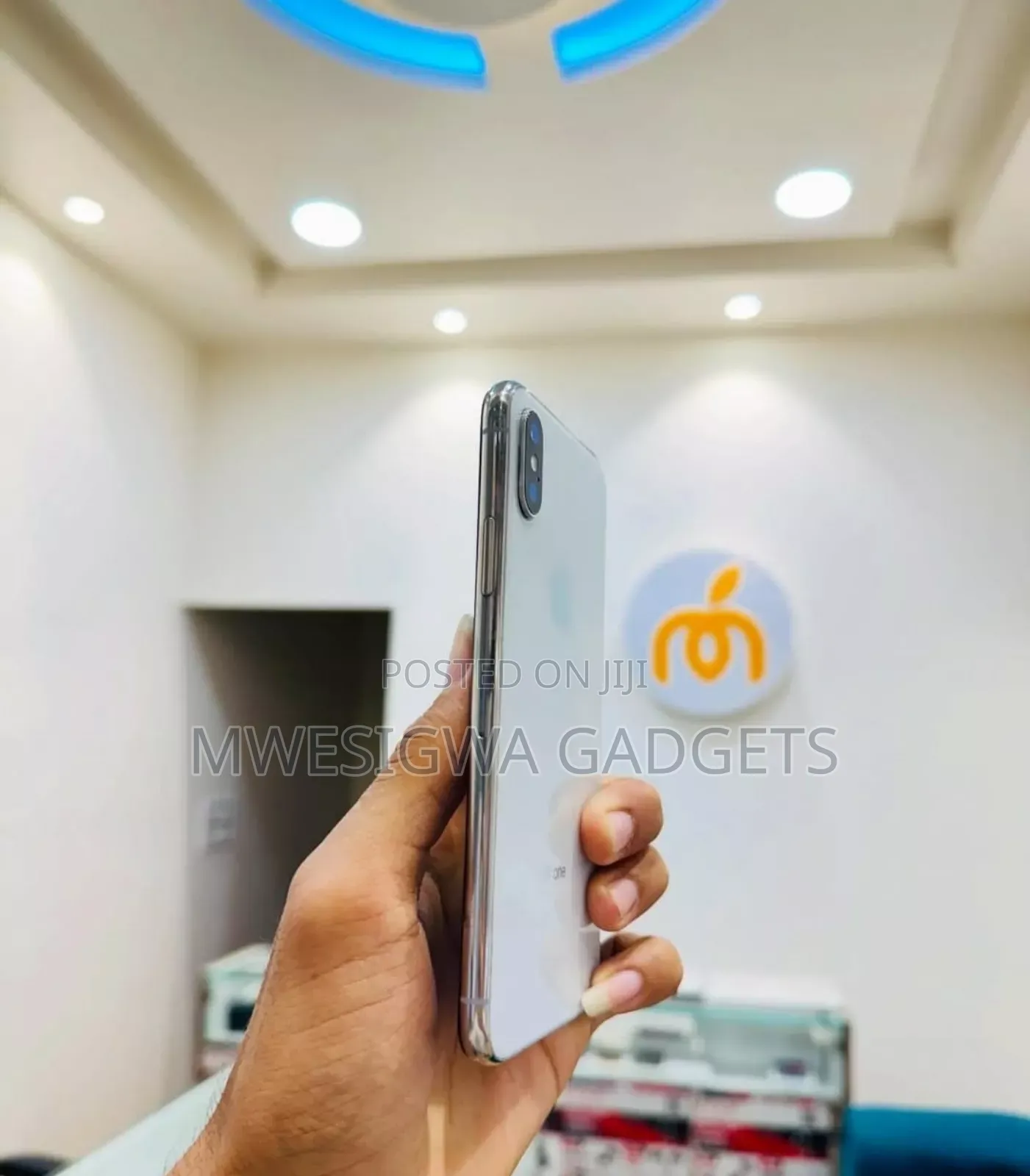 New Apple iPhone X 256 GB Silver