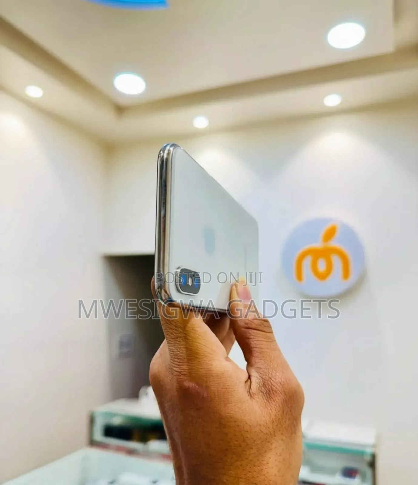 New Apple iPhone X 256 GB Silver