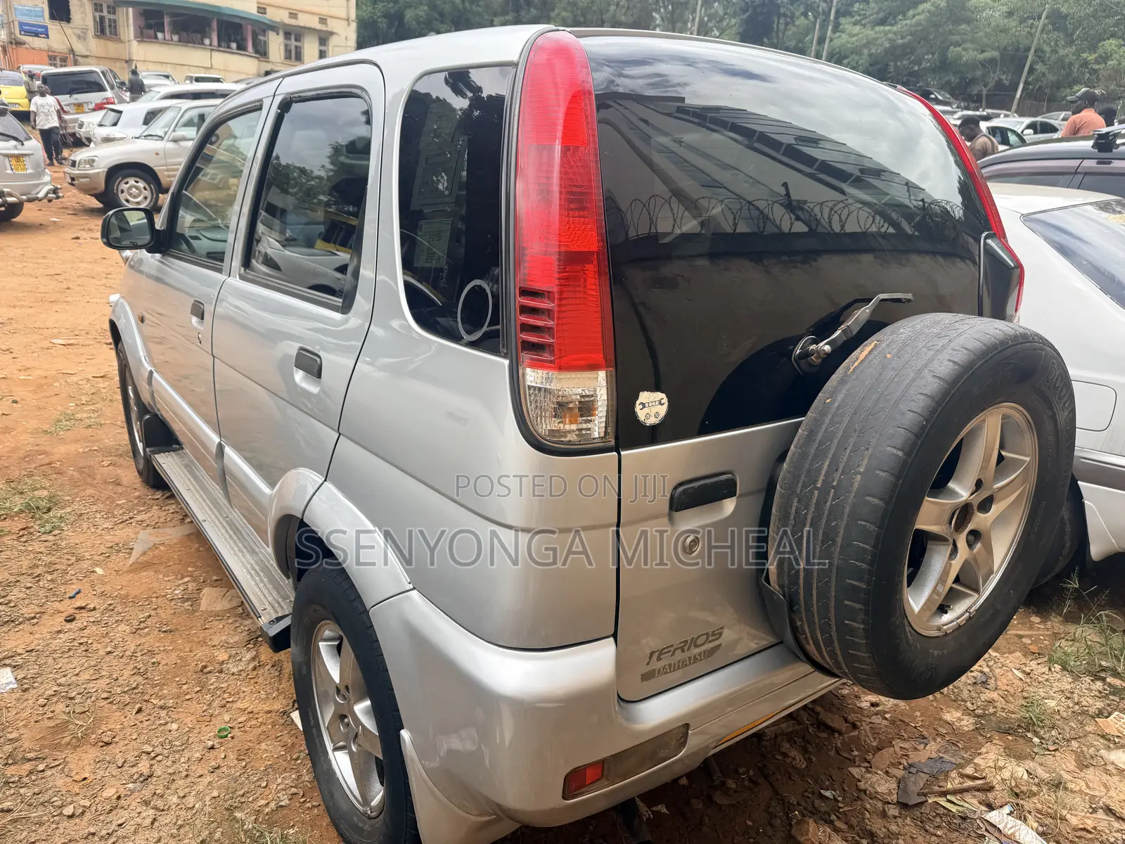 Daihatsu Terios 1999 Silver