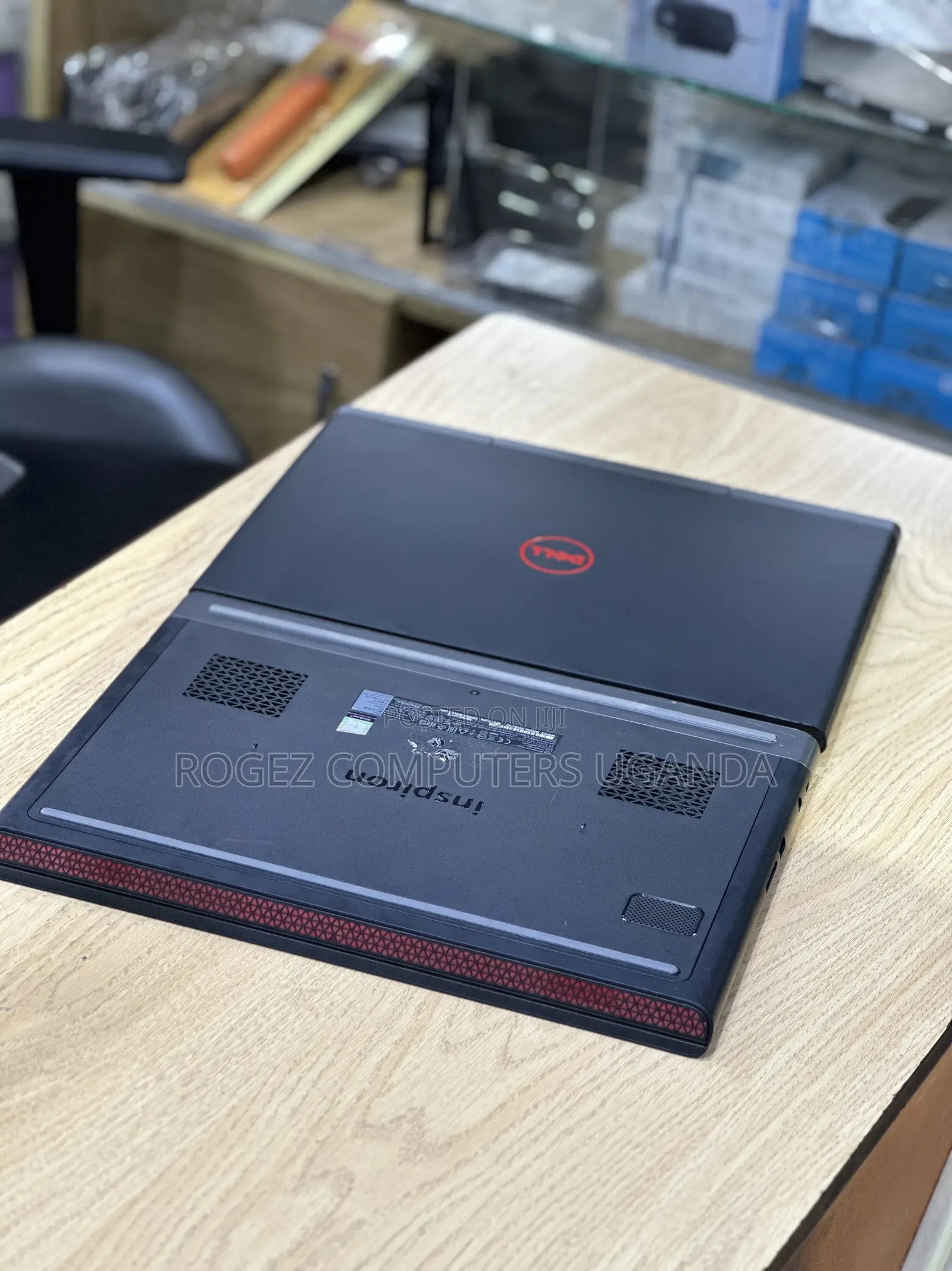 New Laptop Dell Inspiron 15 7000 16GB Intel Core I7 SSD 512GB