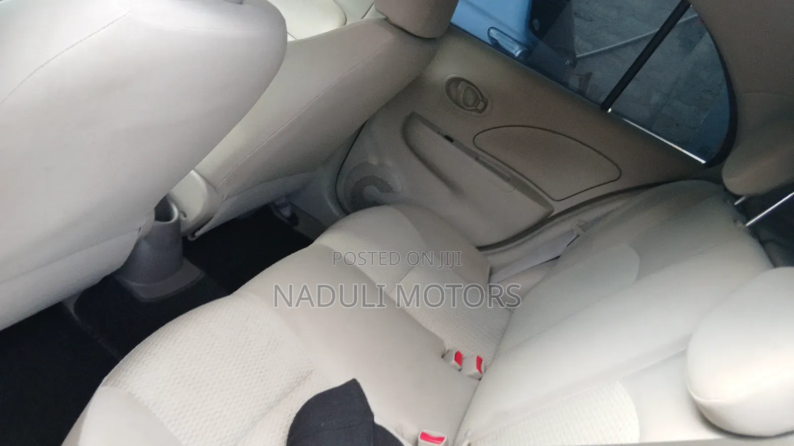 Nissan March 2015 Silver