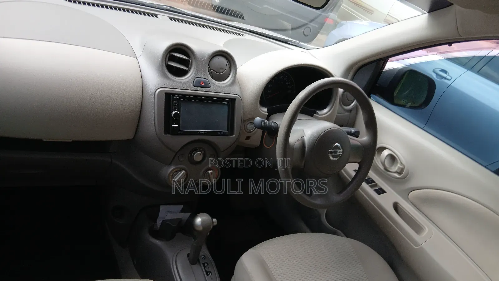 Nissan March 2015 Silver