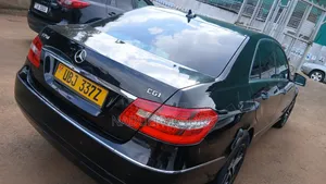 Mercedes-Benz E250 2013 Black