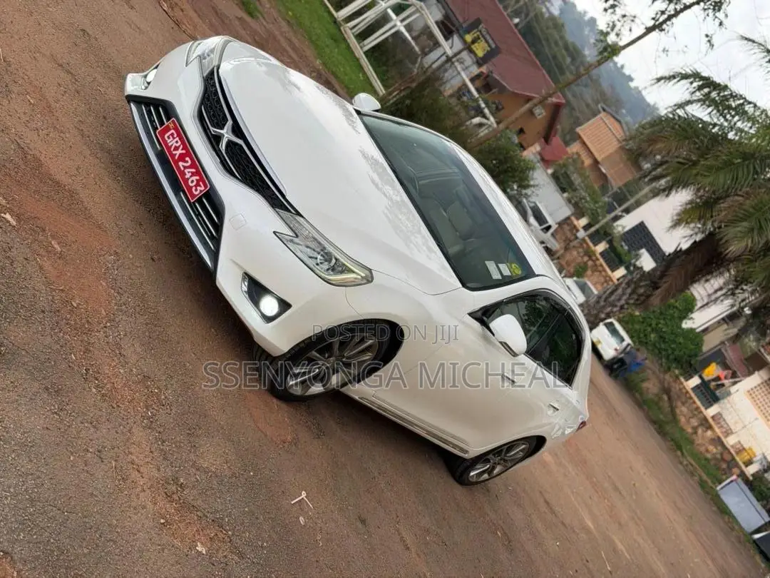 Toyota Mark X 2012 White