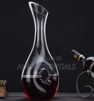 Unique Hand-Blown, Lead-Free Crystal Glass Wine Decanter