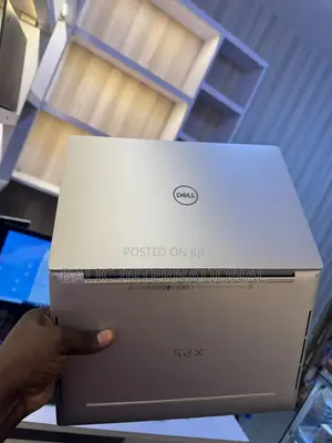 New Laptop Dell XPS 13 9320 16GB Intel Core i7 SSD 512GB