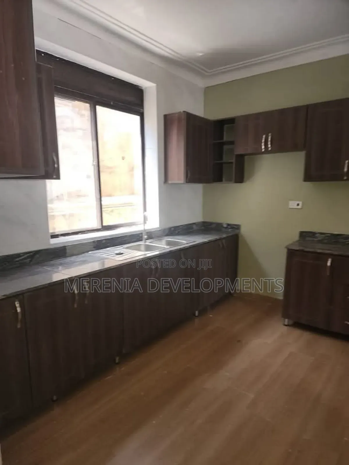 3bdrm Apartment in Muyenga, Makindye for rent