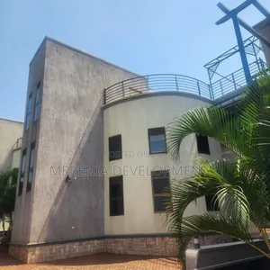 4bdrm House in Muyenga, Makindye for rent