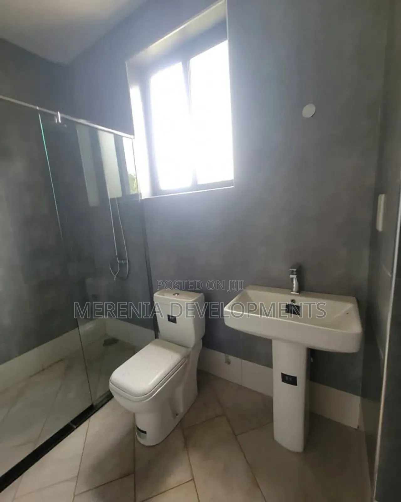 3bdrm Apartment in Bugoloobi, Central Division for rent