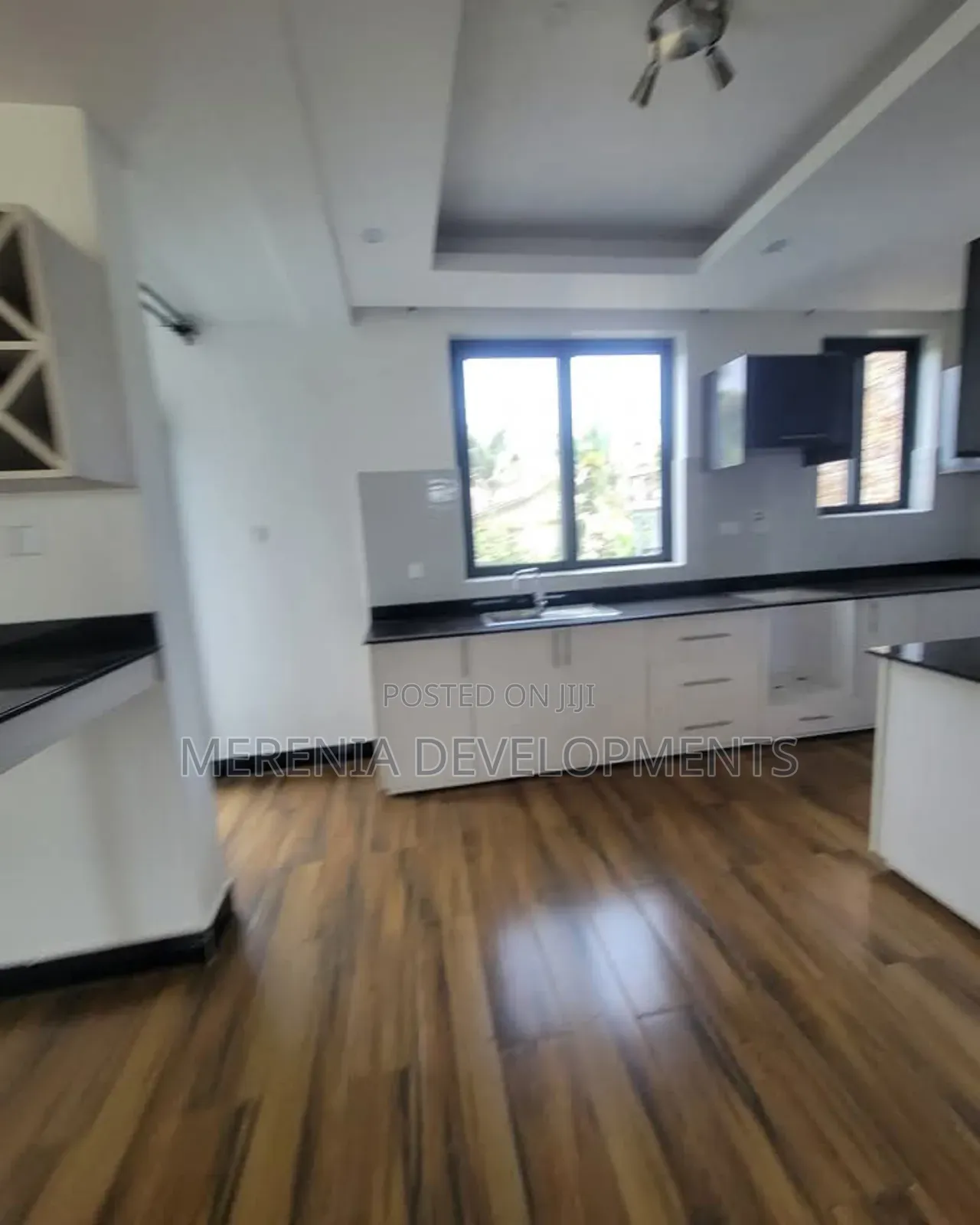 3bdrm Apartment in Bugoloobi, Central Division for rent
