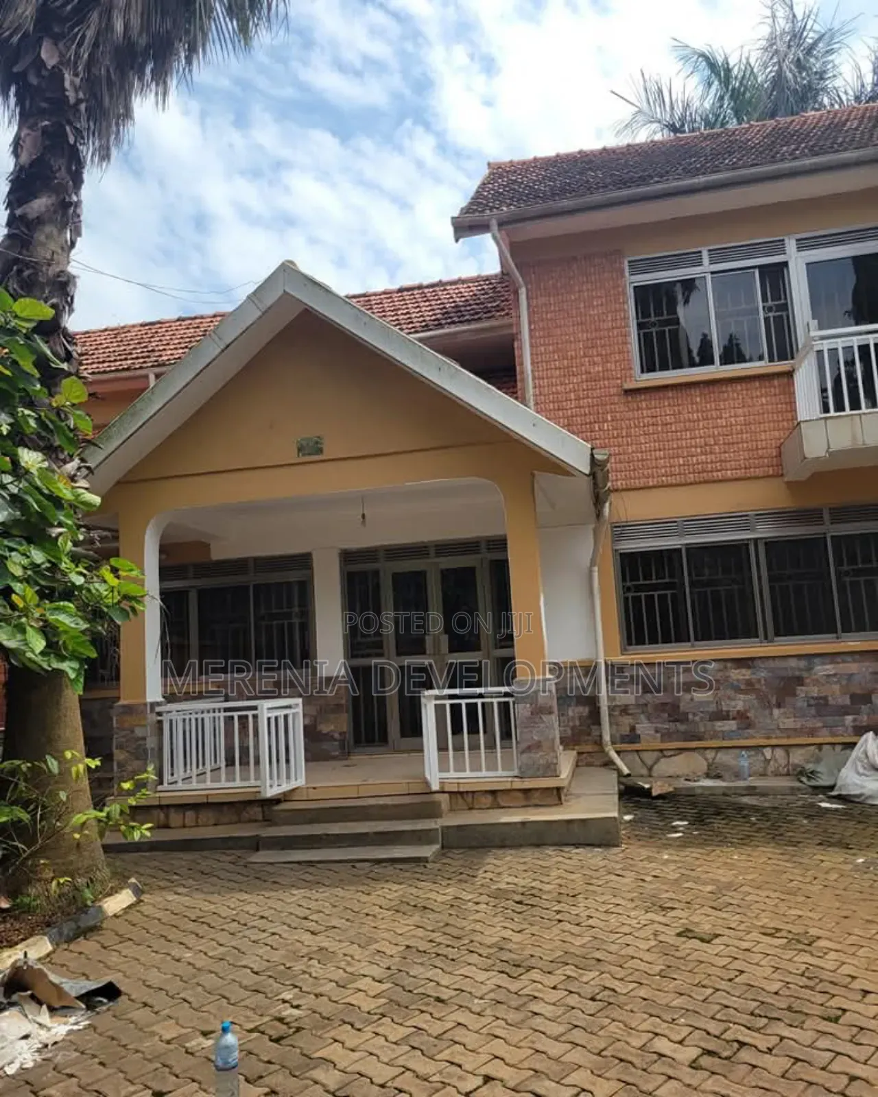 4bdrm House in Bugoloobi, Central Division for rent