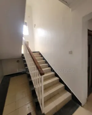 4bdrm House in Bugoloobi, Central Division for rent