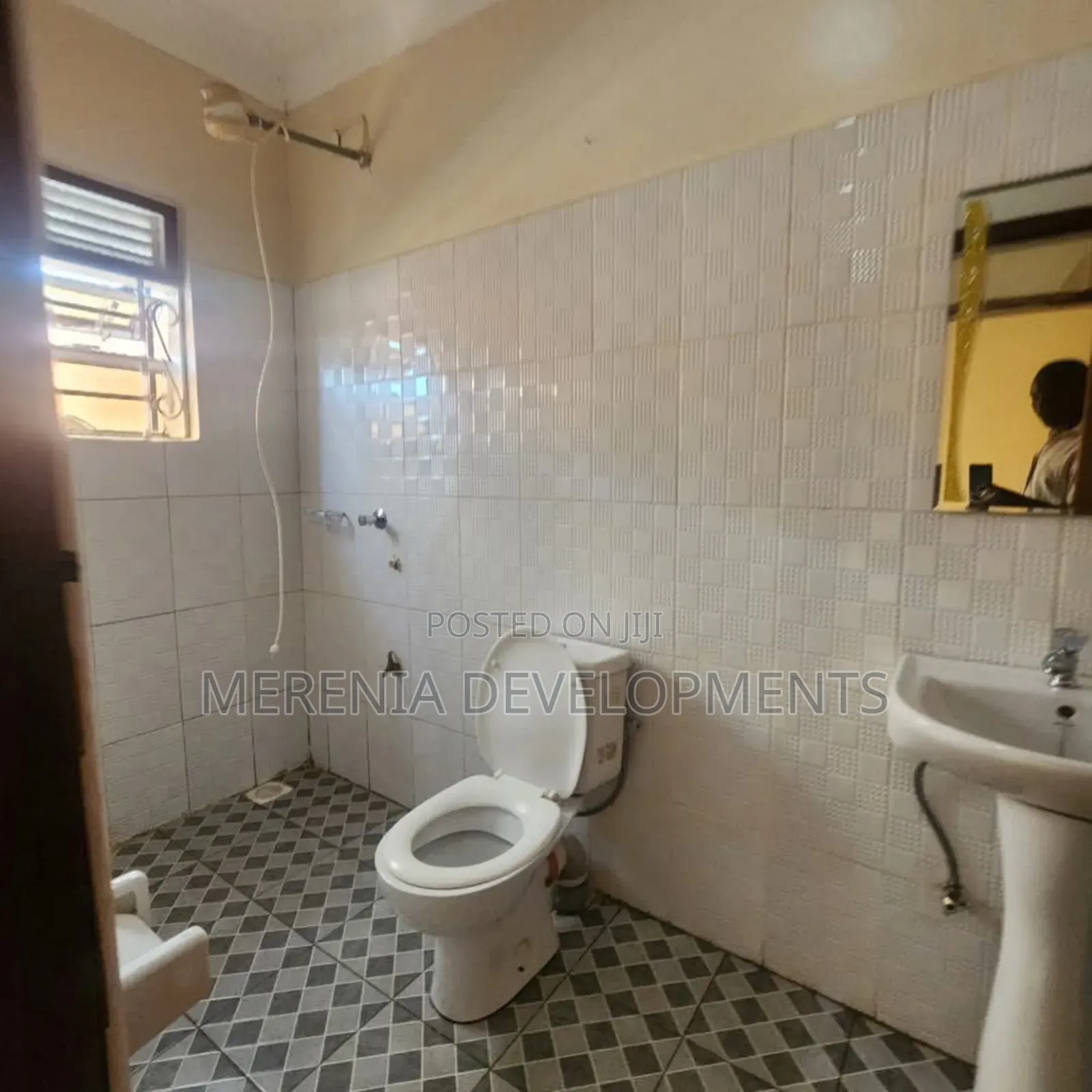 2bdrm Duplex in Muyenga, Central Division for rent