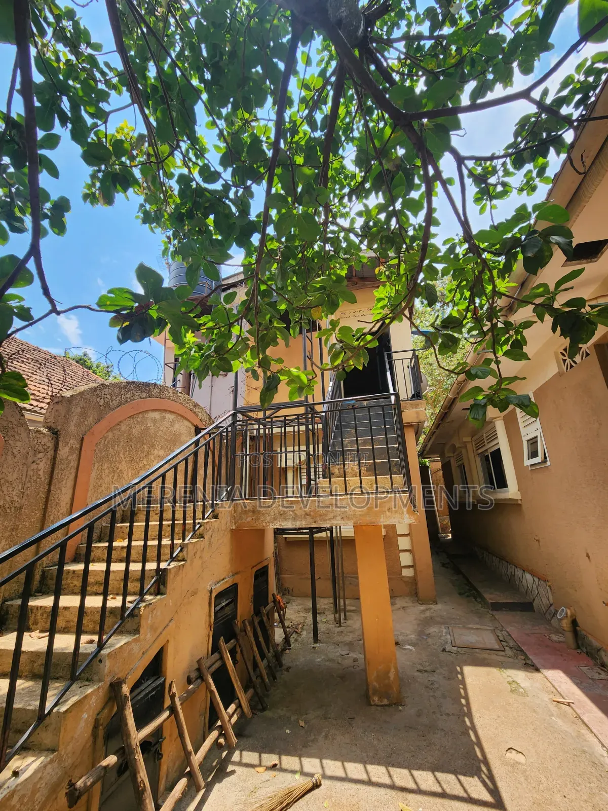 3bdrm House in Muyenga, Makindye for rent