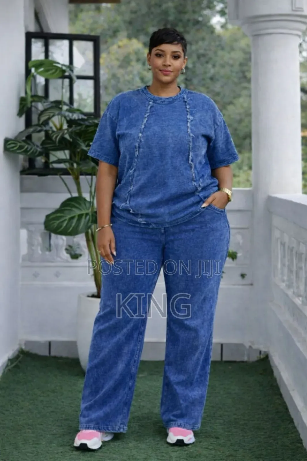 Jean Wear Women's Two-Piece Set