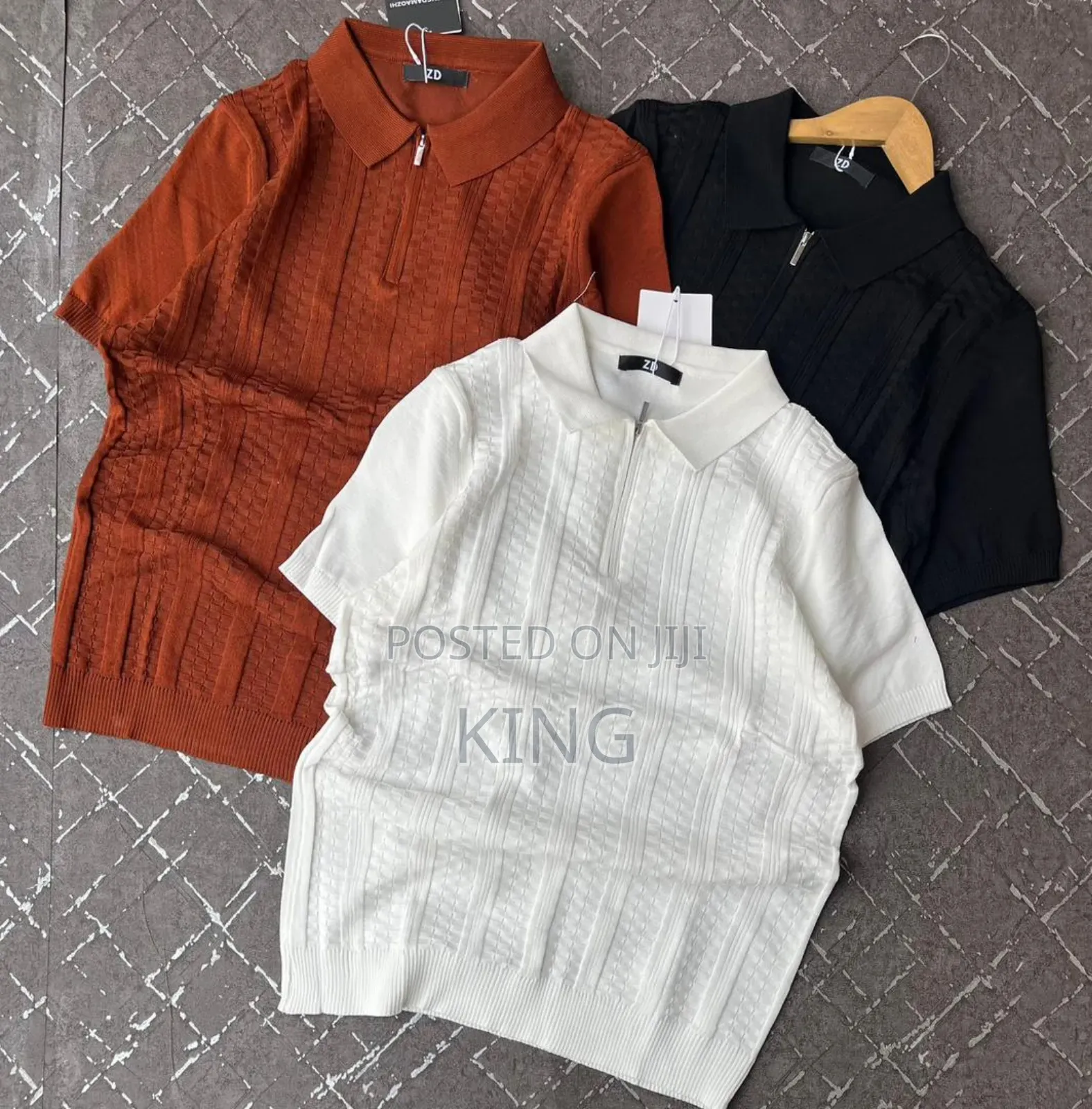 Quad Zip Short-Sleeve Knitted Polo Shirt