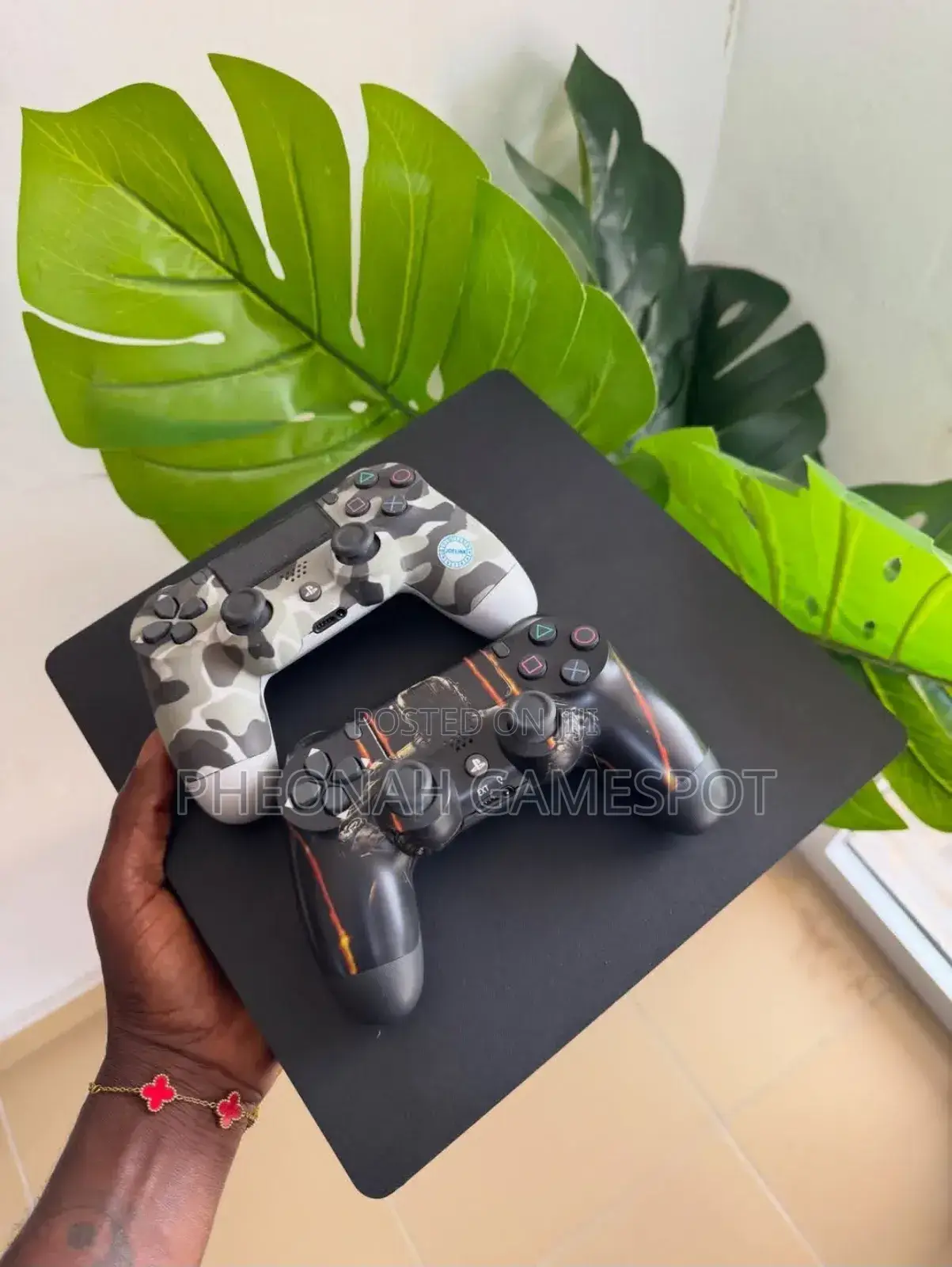 Fairly New Chipped Playstation 4 (Ps4 Fat) 500gb, Firmware Version 9.0