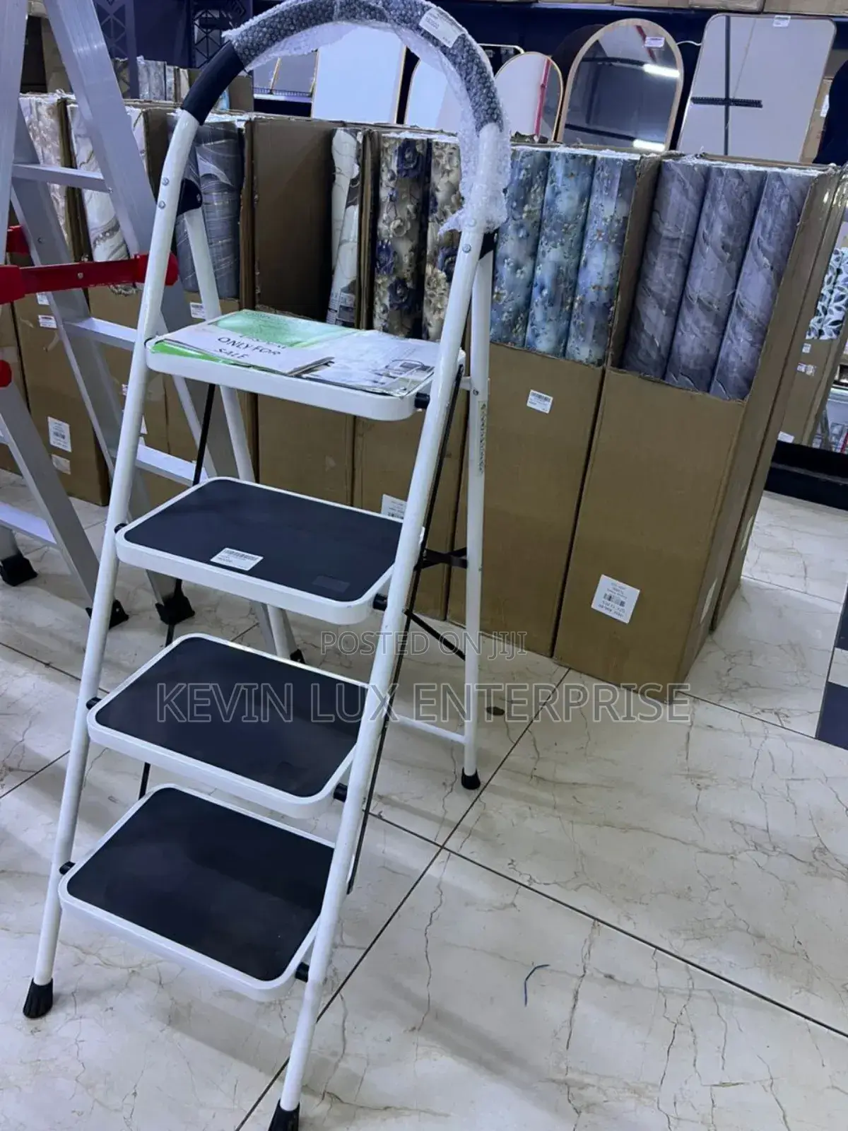 Four Steps Ladder